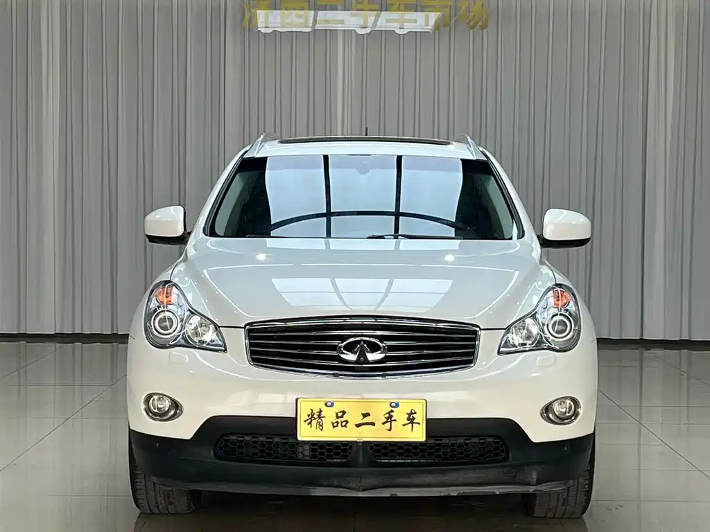 Infiniti QX50 (Import) — миниатюра 3