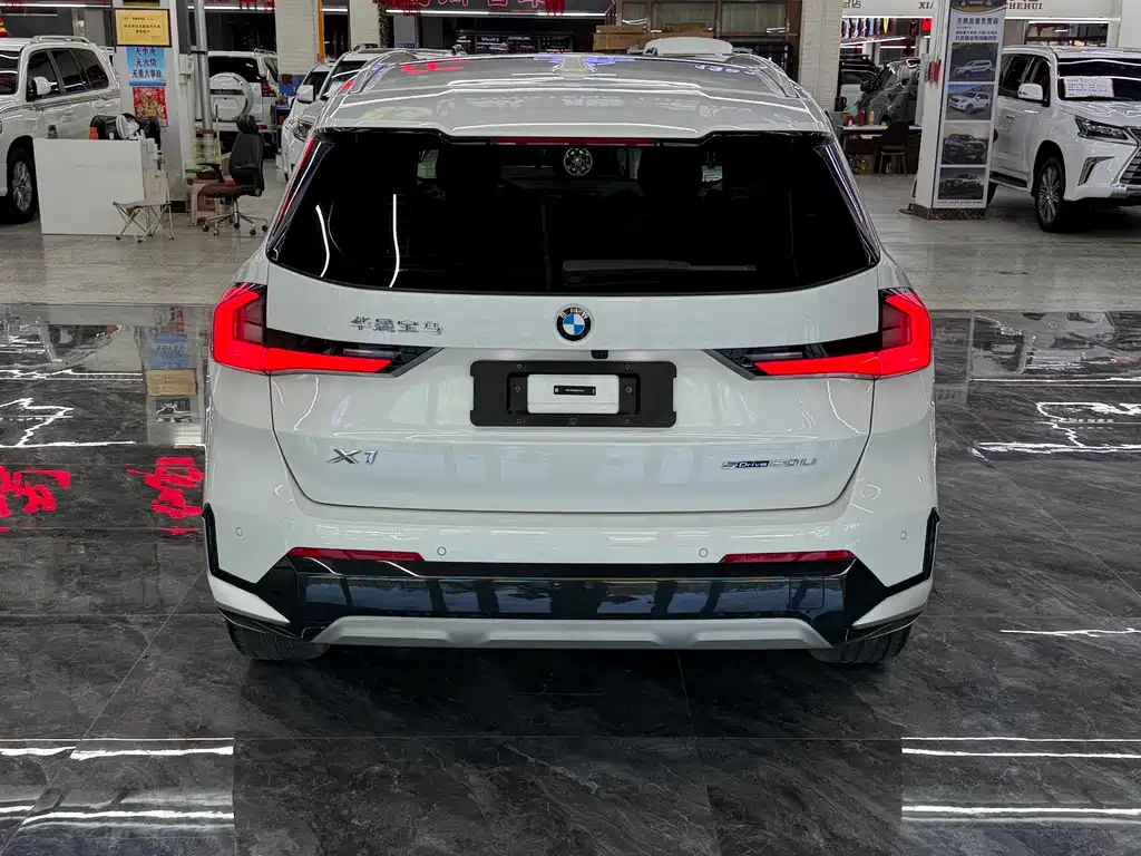 BMW X1 2023 sDrive20Li X