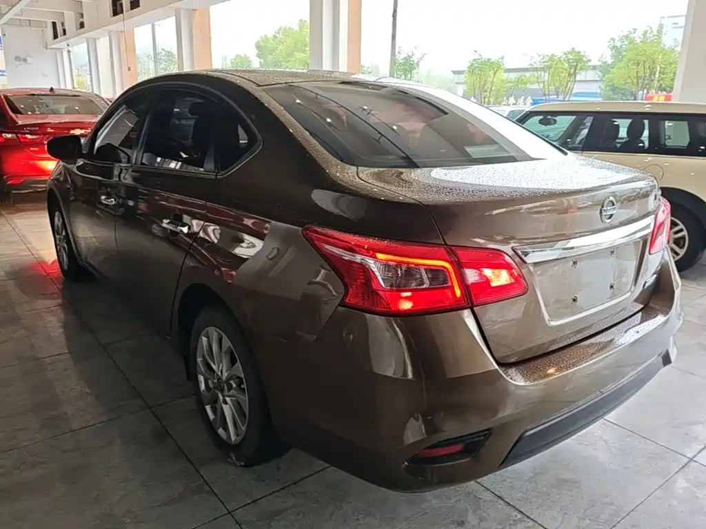 Nissan Sylphy — миниатюра 5