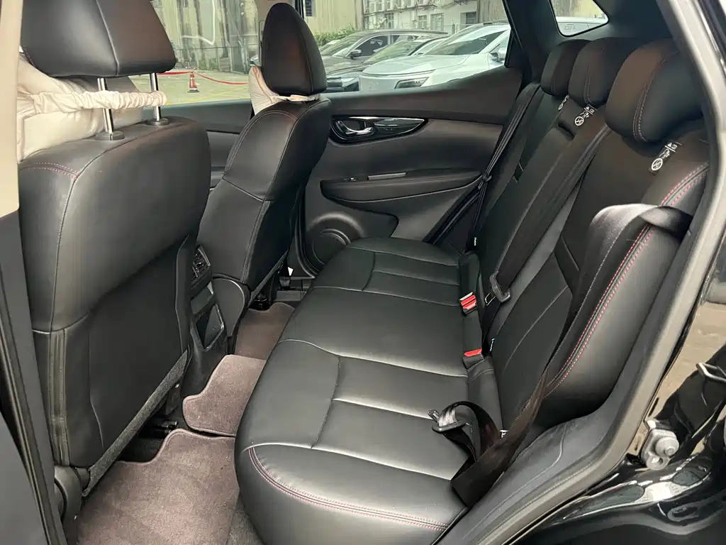Nissan Qashqai — миниатюра 5