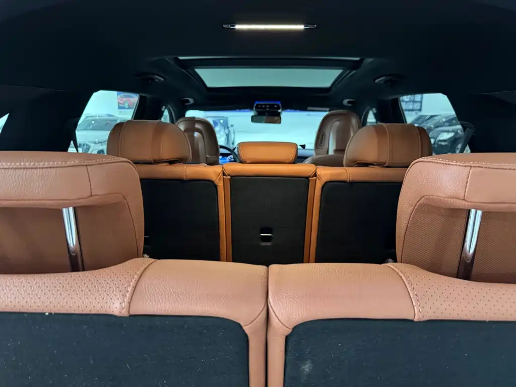 Mercedes-Benz GLC — миниатюра 12