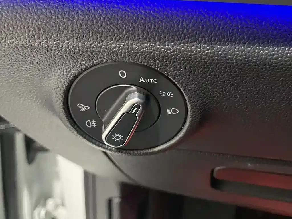Volkswagen Sagitar — миниатюра 13