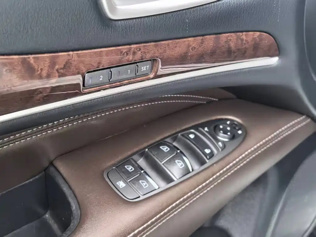 Infiniti QX60 2016 2.5 S/C Hybrid V