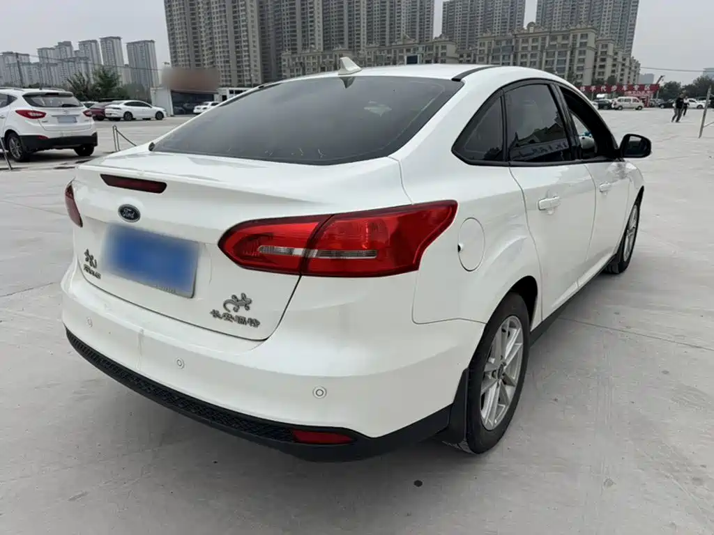 Ford Focus — миниатюра 23