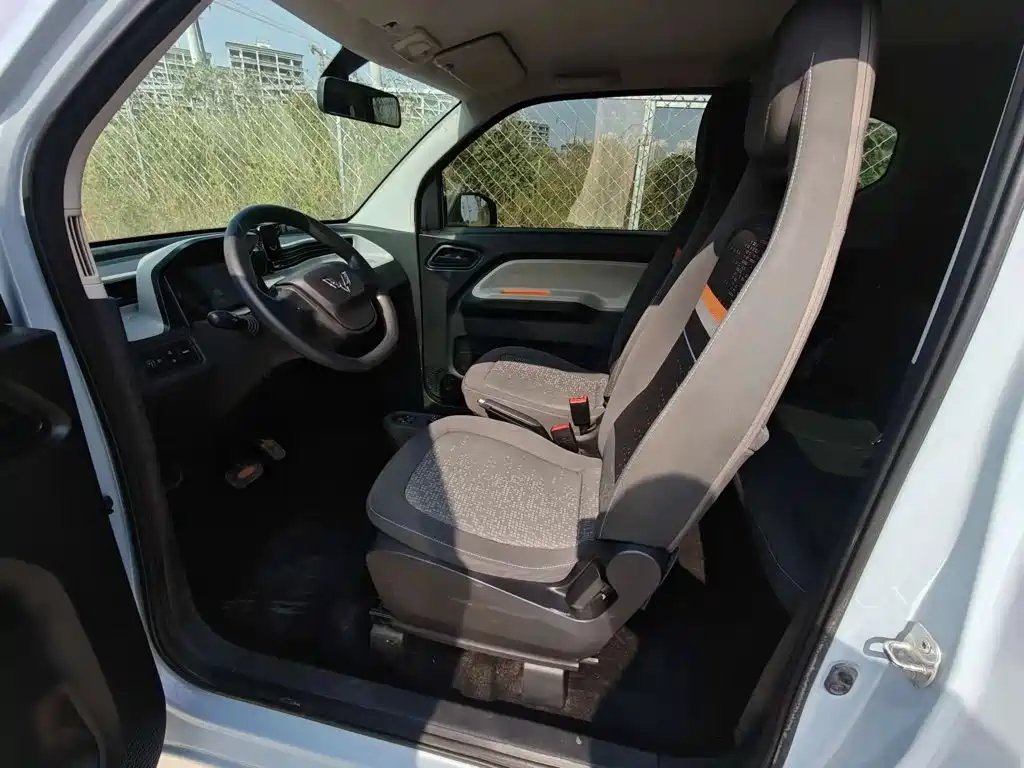 Wuling MINIEV — миниатюра 7