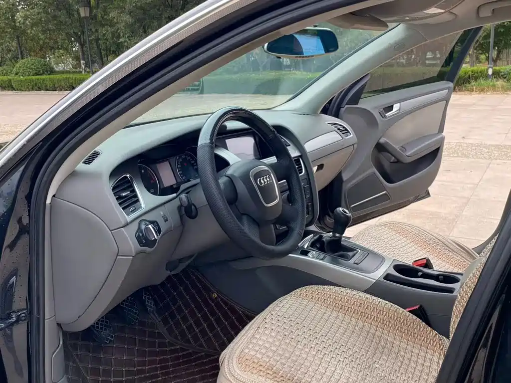 Audi A4L — миниатюра 4