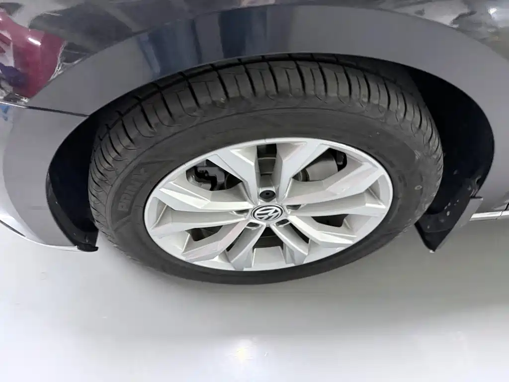 Volkswagen Magotan — миниатюра 5