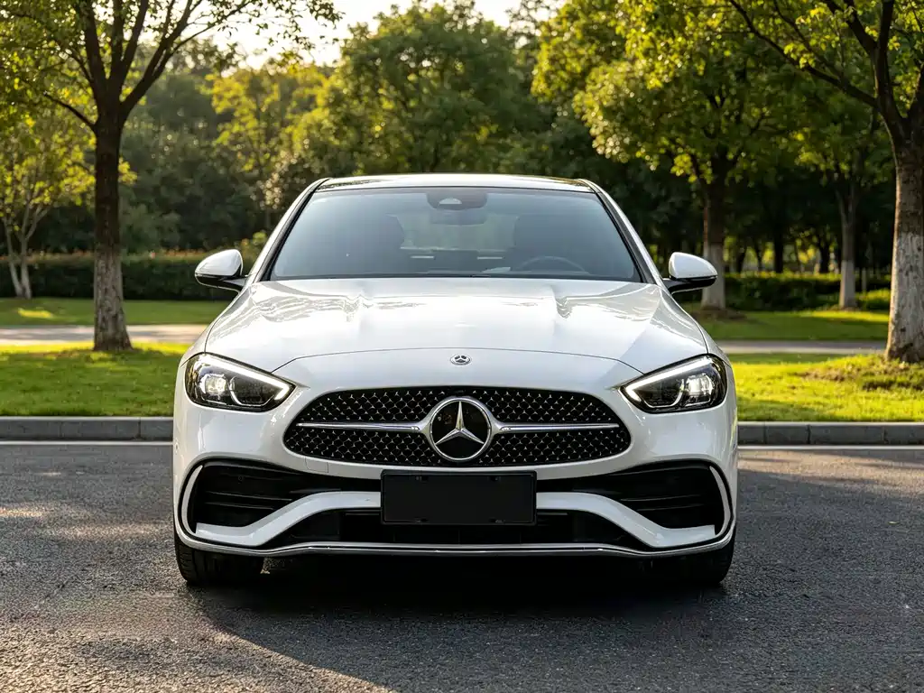 Mercedes-Benz C-Class — миниатюра 2