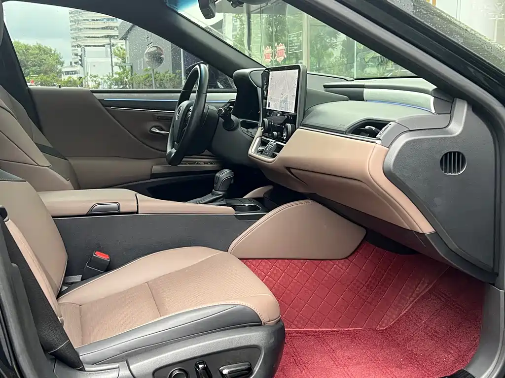 Lexus ES — миниатюра 11