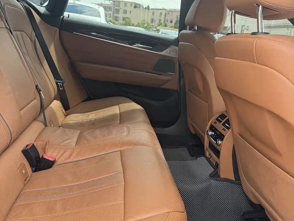 BMW 6 Series GT — миниатюра 14