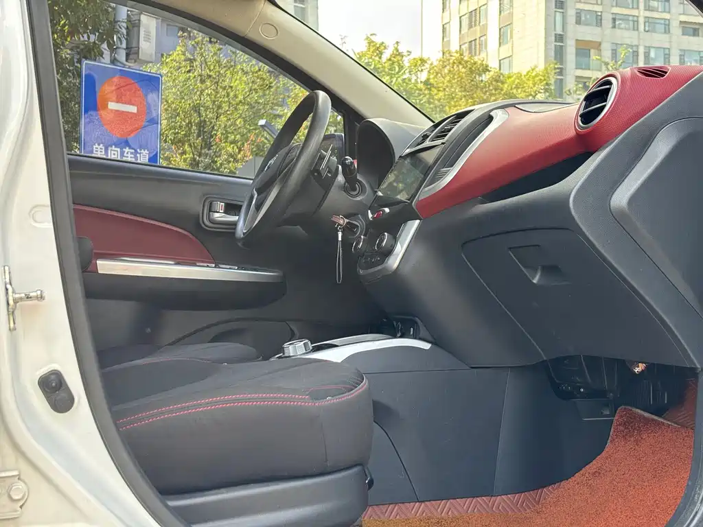 Changan BenBen — миниатюра 6