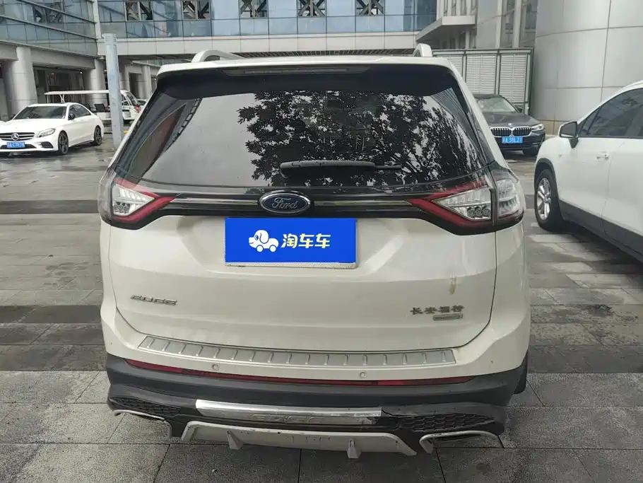 Ford Edge — миниатюра 4