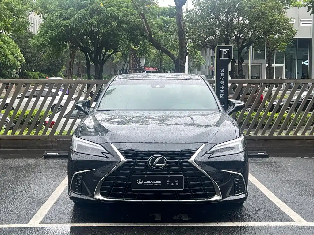 Lexus ES — миниатюра 5