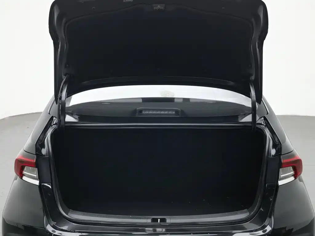 Toyota Corolla — миниатюра 16