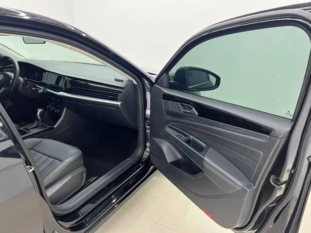 Volkswagen Passat — миниатюра 11