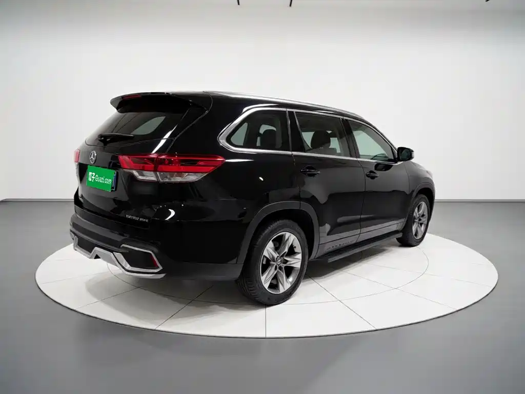 Toyota Highlander — миниатюра 6