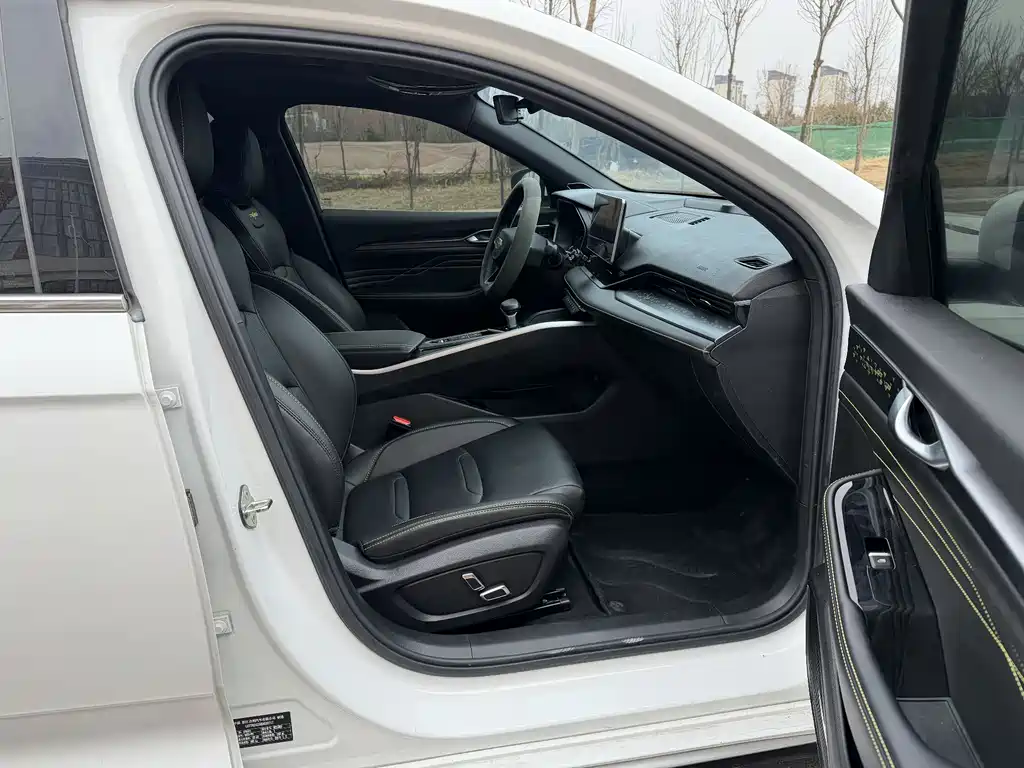 GEELY AUTOMOBILE XINGRUI