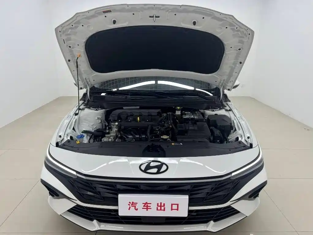 Hyundai Elantra — миниатюра 7