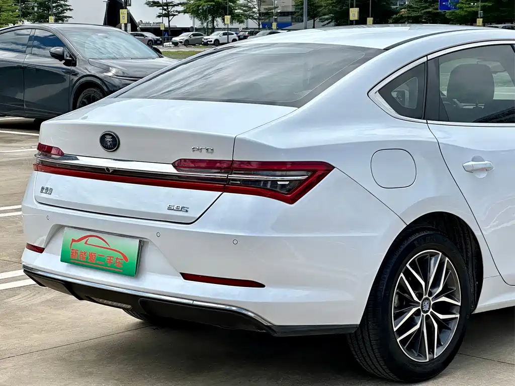 BYD Qin Pro NEV — миниатюра 9