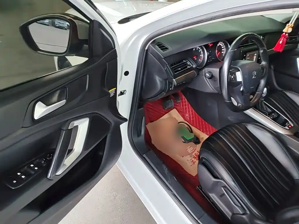 Peugeot 408 — миниатюра 16