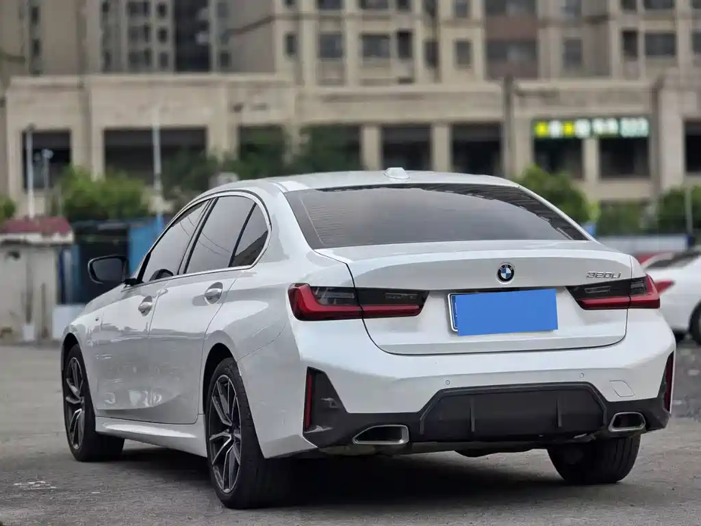 BMW 3 Series — миниатюра 9