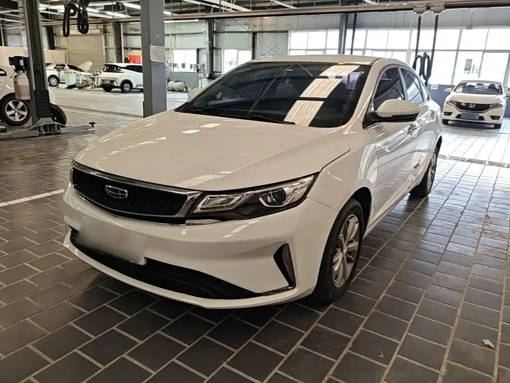 Geely Emgrand GL — миниатюра 2