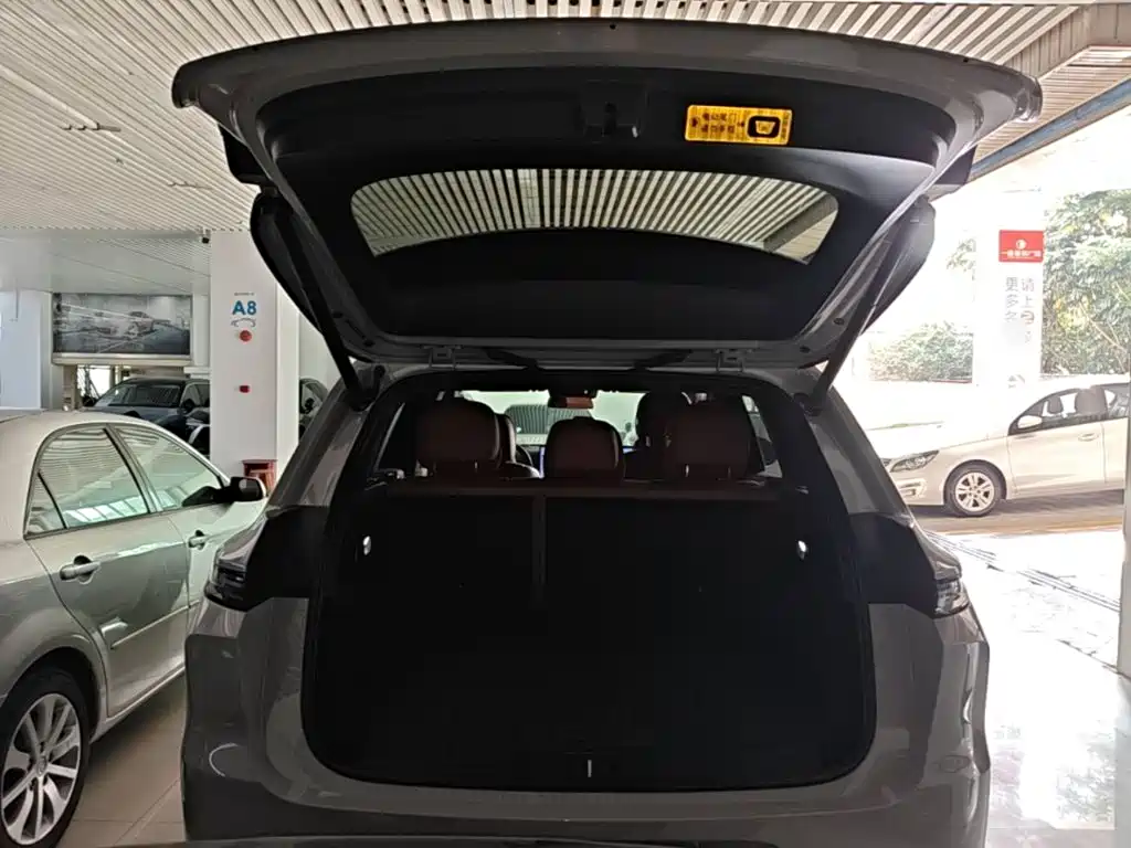 Li Auto Li L6 — миниатюра 19