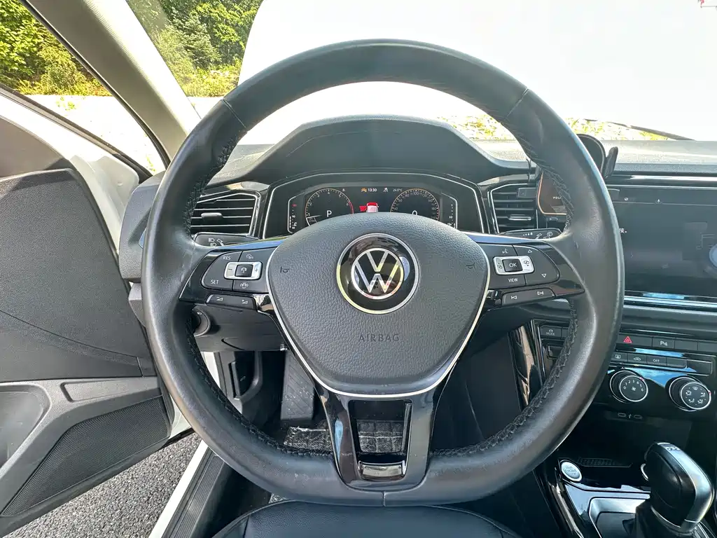 Volkswagen T-Roc 280TSI DSG 2WD Comfort Enjoy PLUS, фото 9