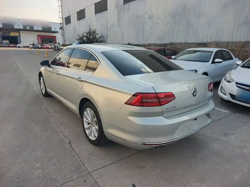 Volkswagen Magotan — миниатюра 5