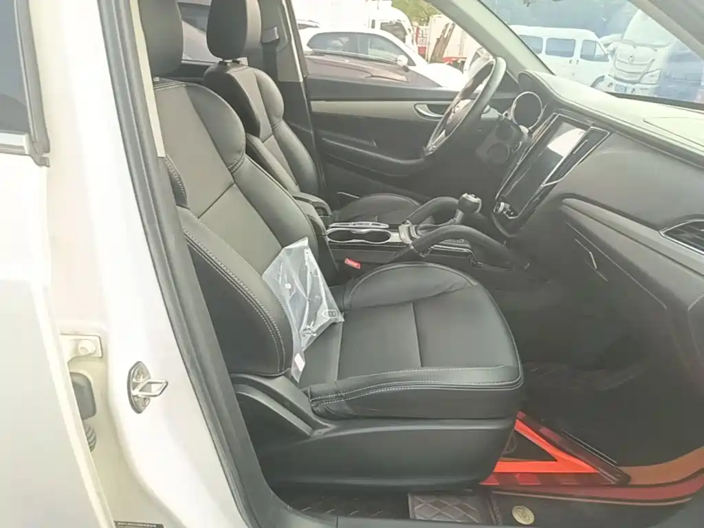Zotye Zotye SR7 — миниатюра 25