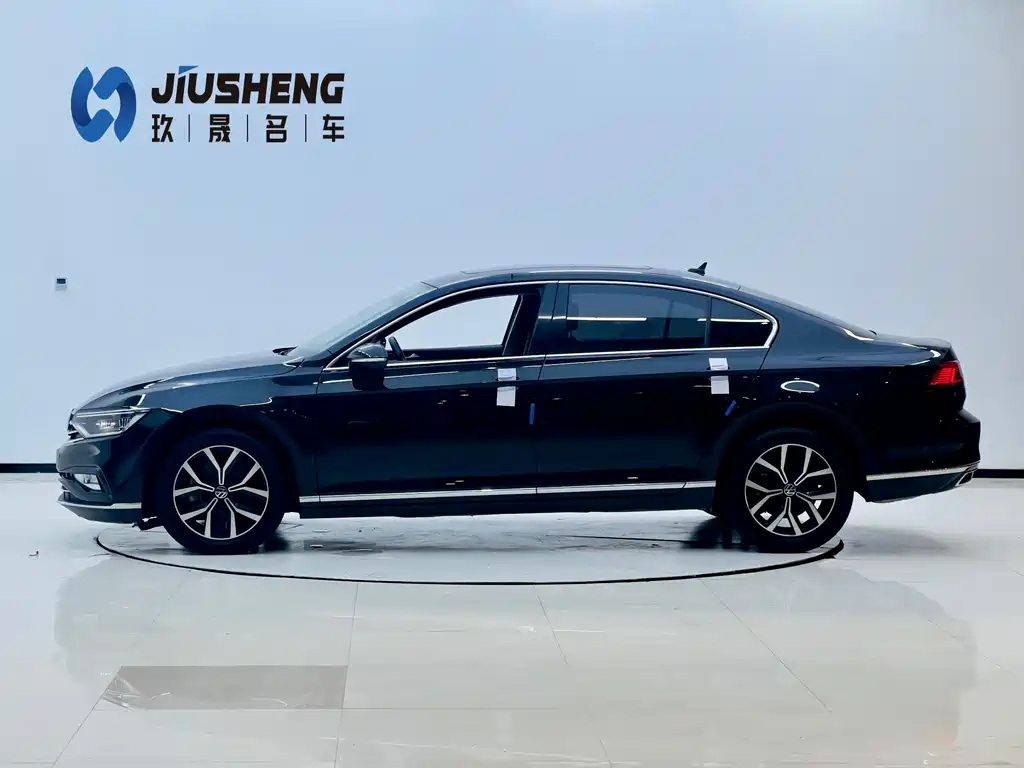 Volkswagen Magotan 2020 330TSI DSG Lead