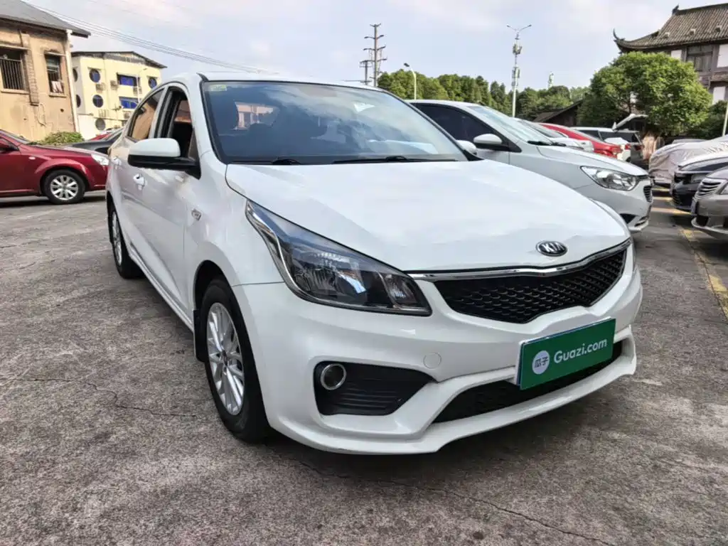 Kia K2 — миниатюра 4