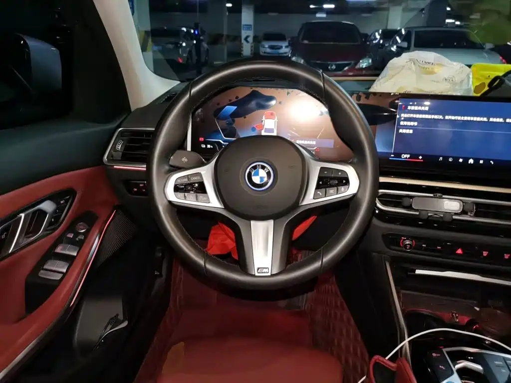BMW i3 — миниатюра 11