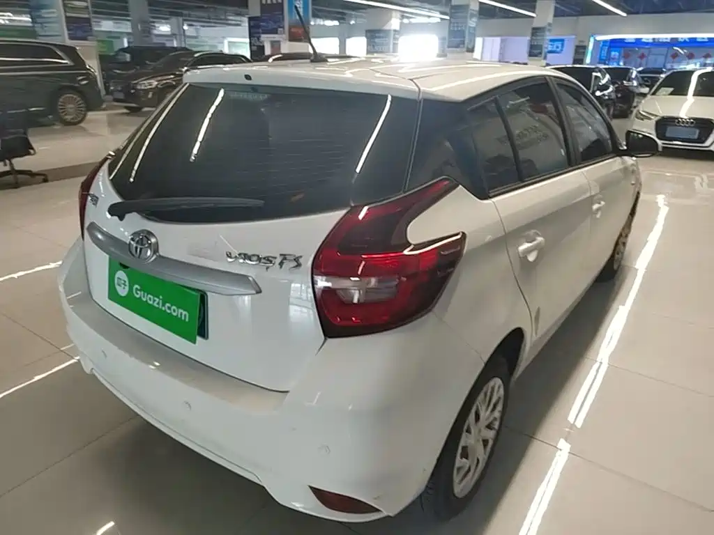 Toyota Vios FS — миниатюра 7