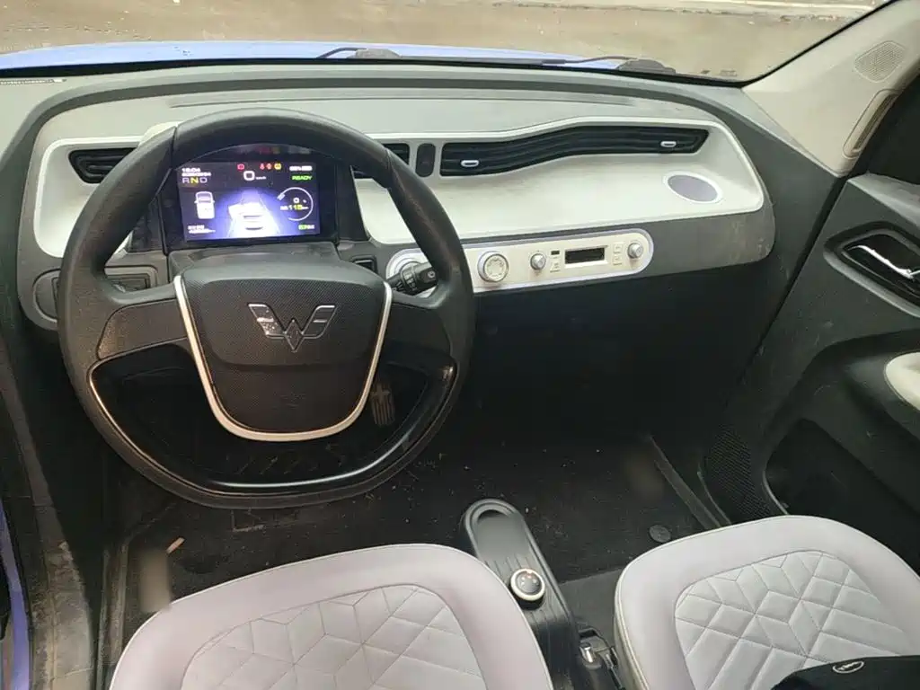 Wuling MINIEV — миниатюра 10