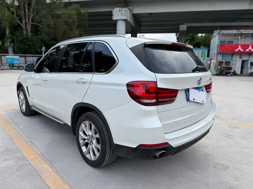 BMW X5 (Import) — миниатюра 17