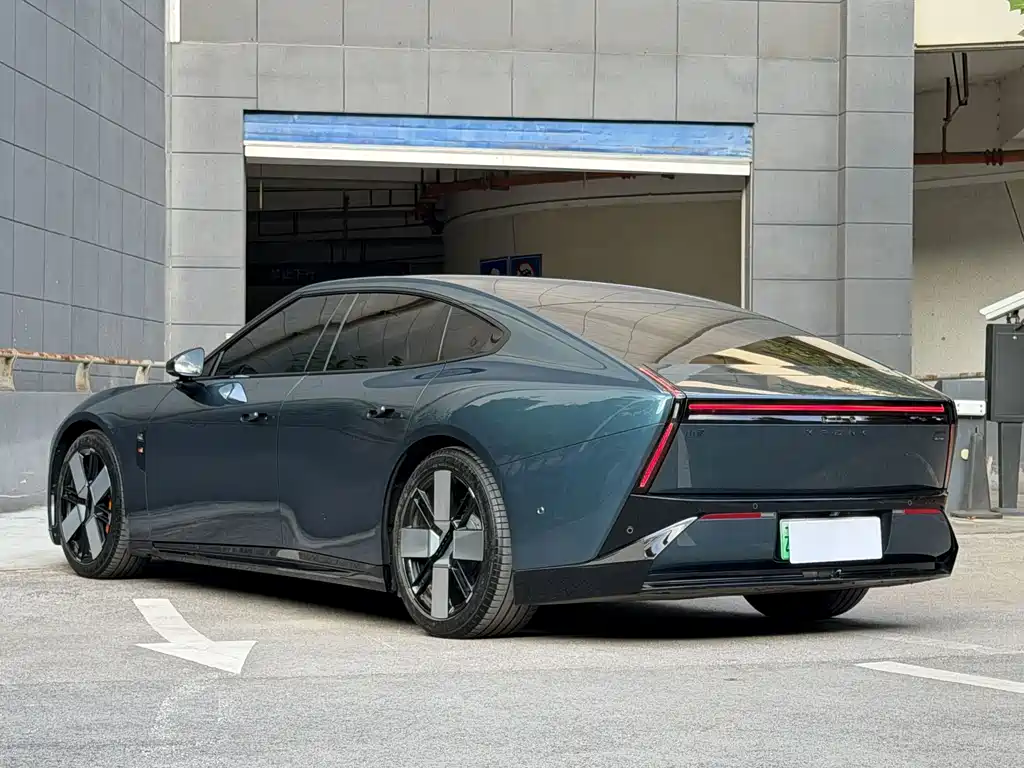 XPeng P7 — миниатюра 7