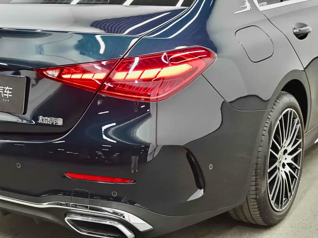Mercedes-Benz C-Class — миниатюра 7