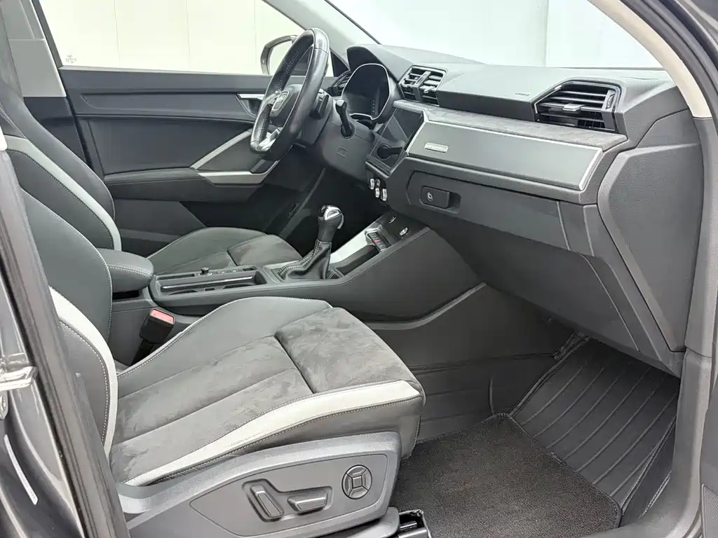 Audi Q3 — миниатюра 20