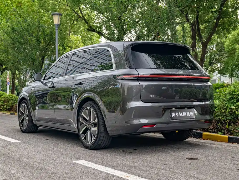 Li Auto Li L8 — миниатюра 16