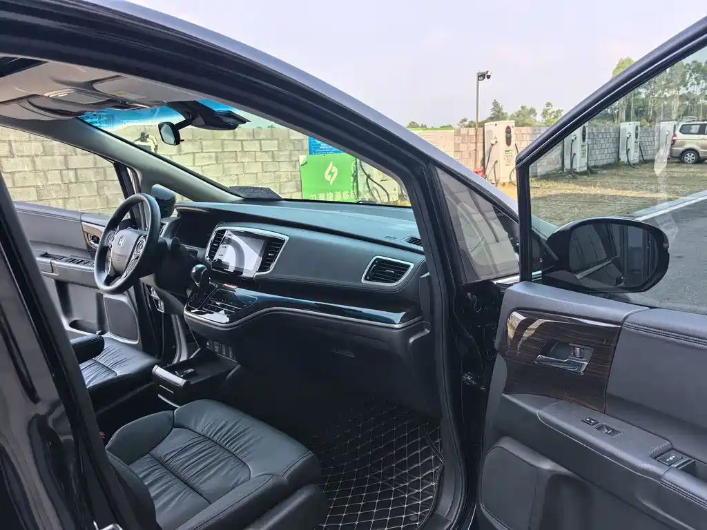 Honda Odyssey — миниатюра 7