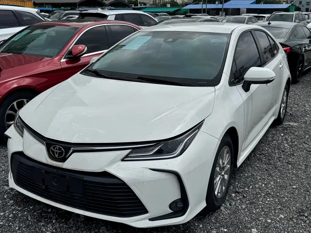 Купить Toyota Corolla