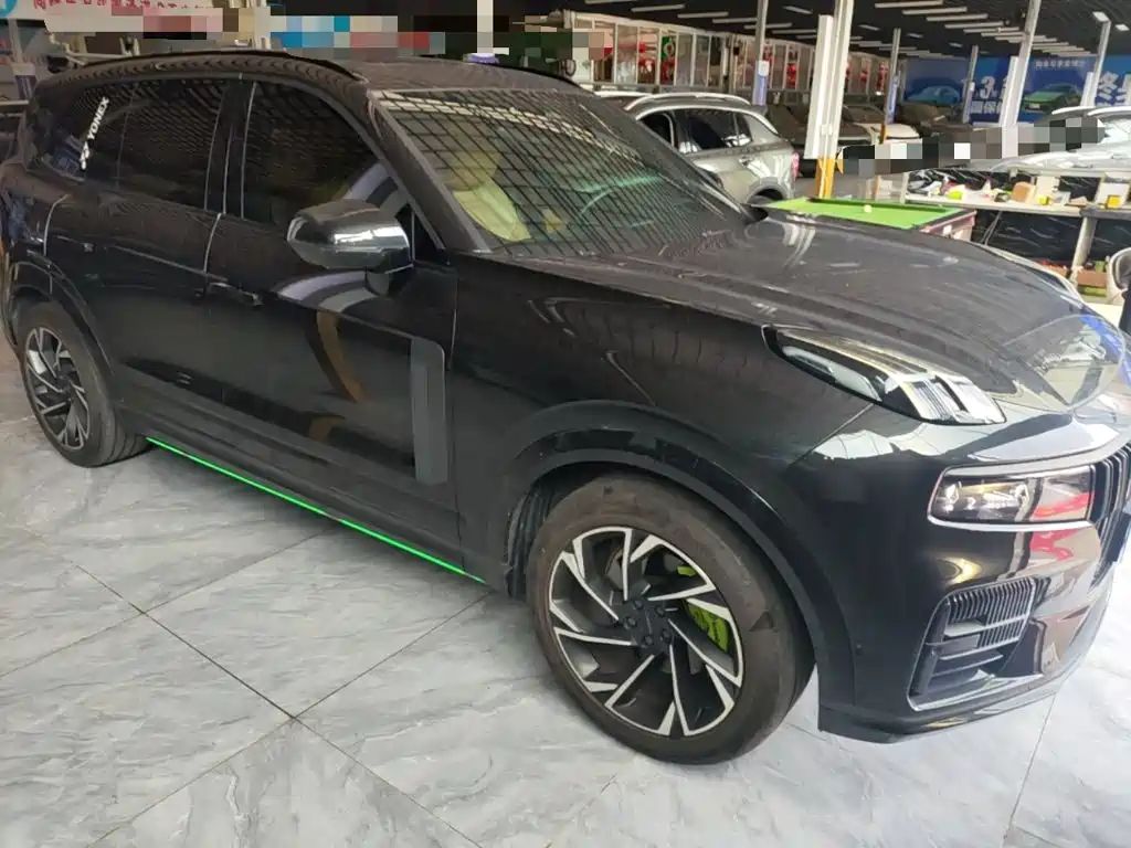 Lynk & Co 09 — миниатюра 4