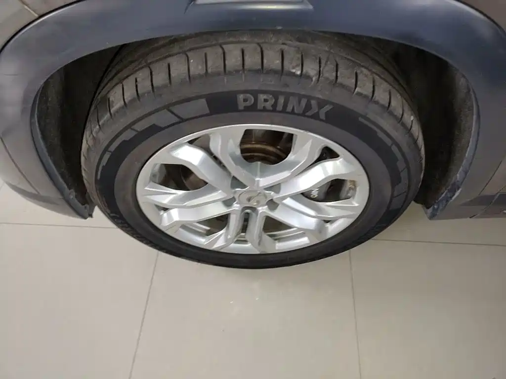NIO ES8 — миниатюра 23
