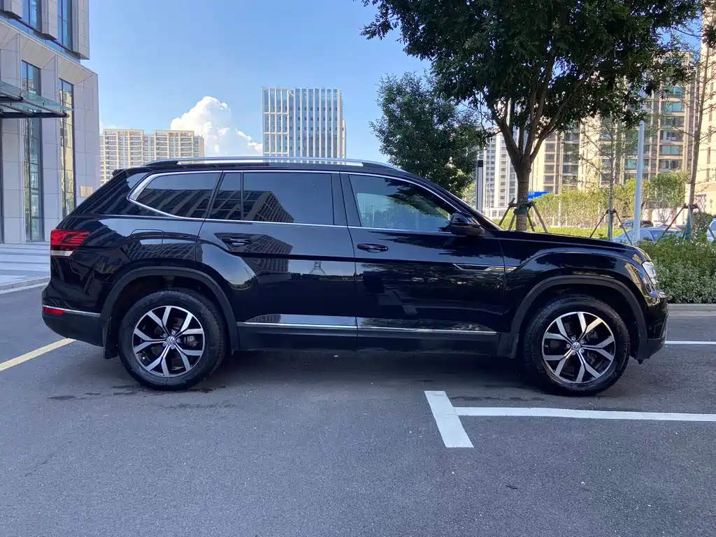 Volkswagen Teramont — миниатюра 6