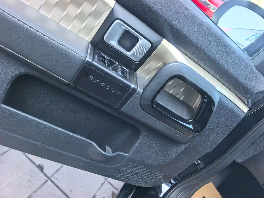 Baojun KiWi EV — миниатюра 4