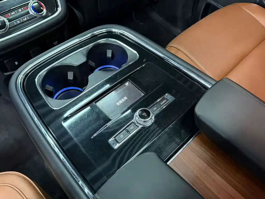 Lincoln Navigator — миниатюра 16