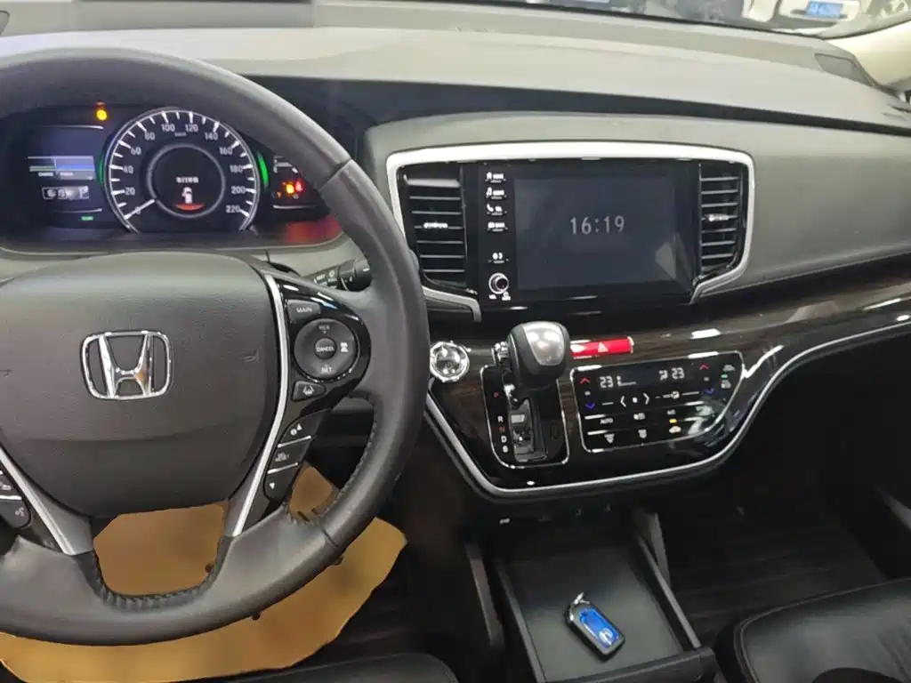 Honda Odyssey — миниатюра 10