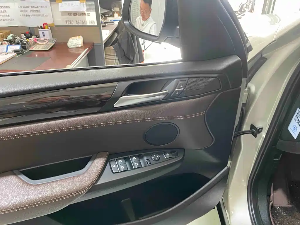 BMW X3 (Import) — миниатюра 5
