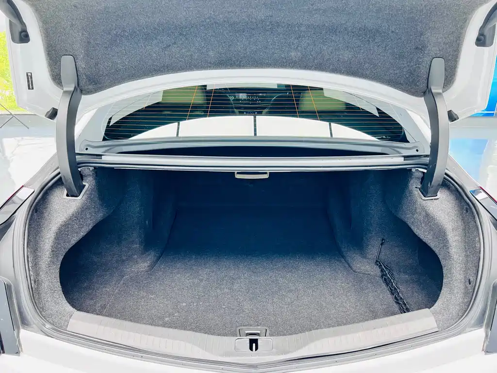 Cadillac CT6 — миниатюра 23